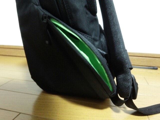 incase ICON Slim Pack（CL55535)