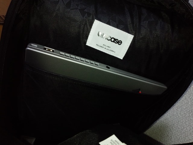 incase ICON Slim Pack（INBP100232)