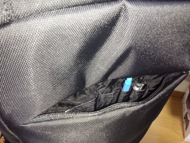 incase ICON Slim Pack（INBP100232)