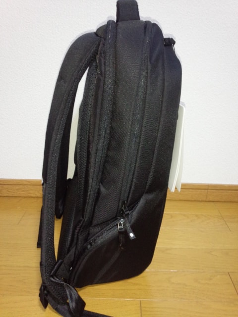 incase ICON Slim Pack（INBP100232)