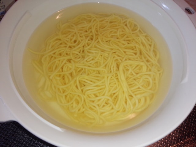 即席専用ラーメン電子レンジ調理器